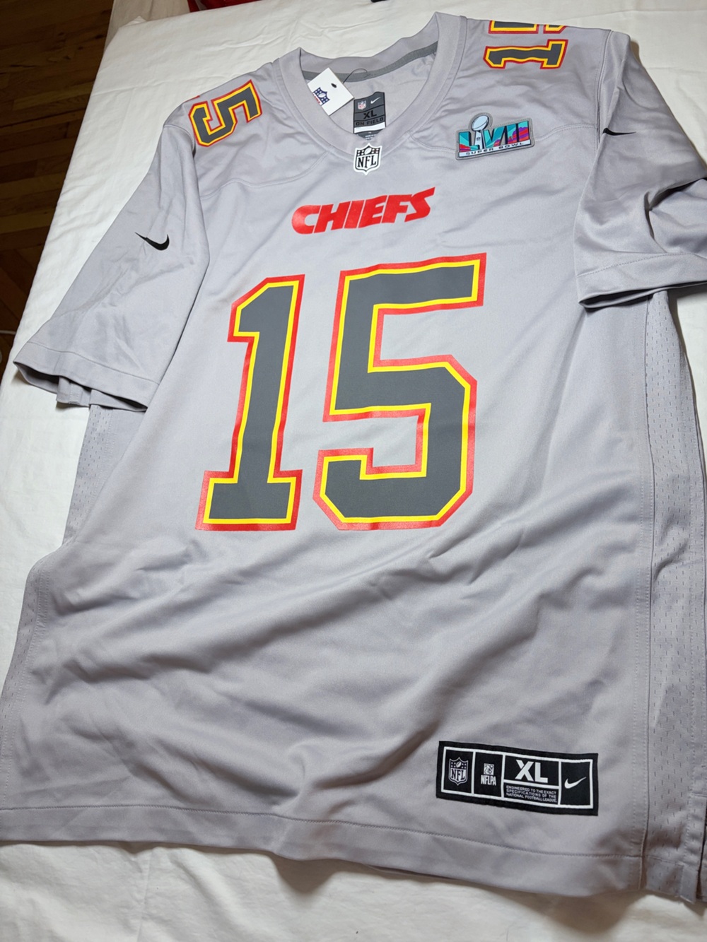 Nike Men’s Gray Chiefs #15 Jersey with Red and Yellow Accents